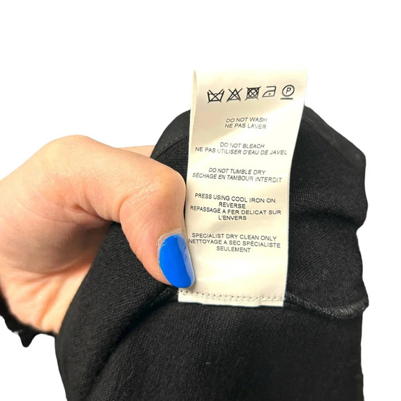 Pringle of Scotland for Shari's Black Grommet Neck Sweater Size US 4 - Picture 8 of 8